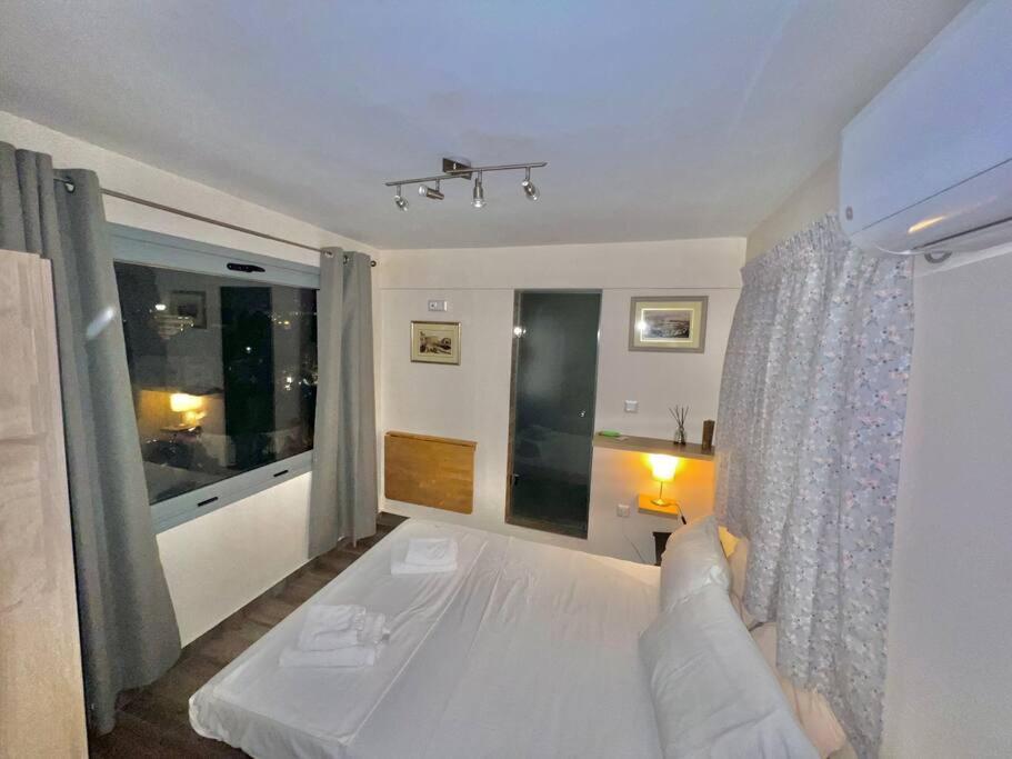 Luxury Studio With Unique View Of The Acropolis أثينا المظهر الخارجي الصورة